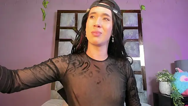 Snapshot of Electra_Gosselin chatting on April 28, 1:04 am Electra Gosselin online show from April 28, 1:04 am