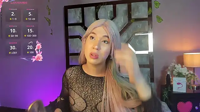 Snapshot of Electra_Gosselin chatting on May 29, 12:30 am Electra Gosselin online show from May 29, 12:30 am
