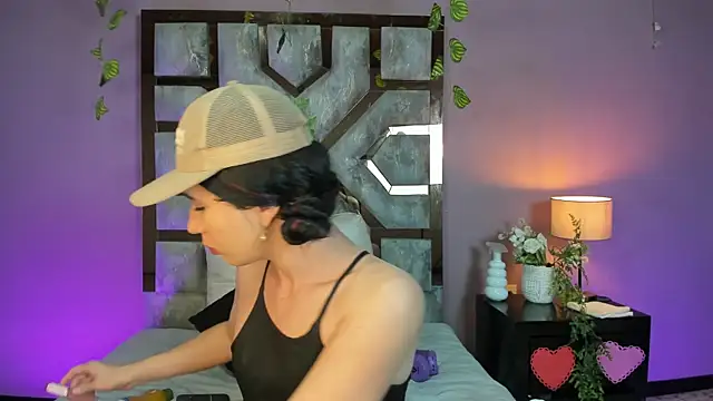 Snapshot of Electra_Gosselin chatting on June 6, 1:11 am Electra Gosselin online show from June 6, 1:11 am
