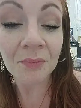 nakedgarbageperson online show from July 4, 3:56 am