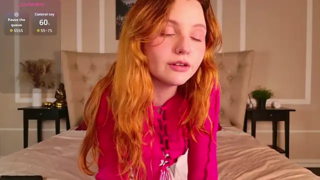 AlisHanson online show from February 10, 7:07 pm