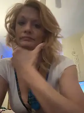 Daphneflor online show from April 27, 4:10 am