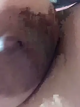 luzmelzinha online show from December 14, 6:12 pm