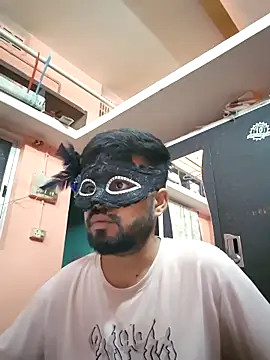 soniriyaa010101 online show from March 19, 6:12 pm