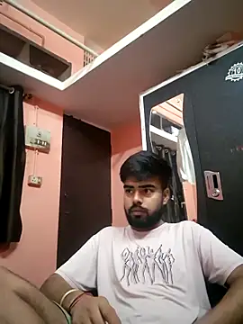 soniriyaa010101 online show from April 16, 8:48 am