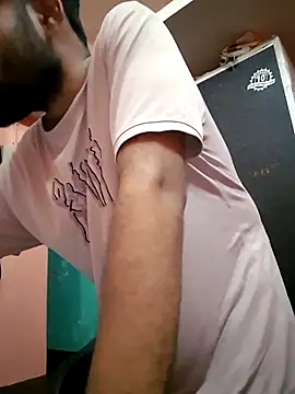 soniriyaa010101 online show from April 18, 7:58 pm