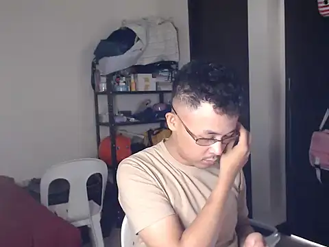 itsyour Asianboy15 online show from March 8, 5:22 am