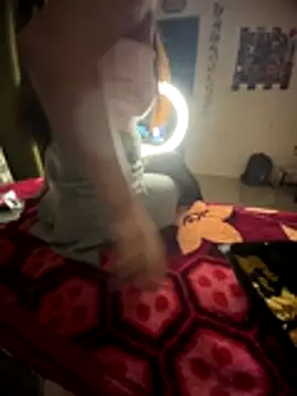 Snapshot of pranjal00000 chatting on December 2, 6:03 pm pranjal00000 online show from December 2, 6:03 pm