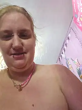 Snapshot of BabygurlJay chatting on July 9, 12:37 am BabygurlJay online show from July 9, 12:37 am