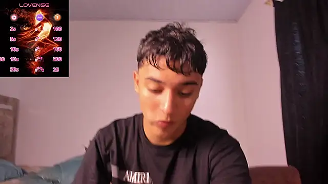 Snapshot of Austin_Cardieff_ chatting on November 3, 7:48 pm Austin Cardieff online show from November 3, 7:48 pm
