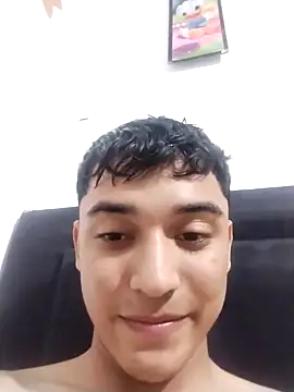 Snapshot of Austin_Cardieff_ chatting on November 21, 7:56 pm Austin Cardieff online show from November 21, 7:56 pm