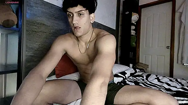 Snapshot of FitBoy_Cris chatting on June 20, 3:09 am FitBoy Cris online show from June 20, 3:09 am