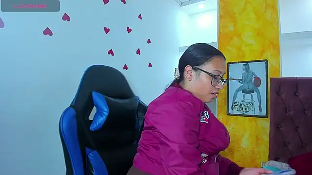 susan mooree online show from March 19, 8:13 pm