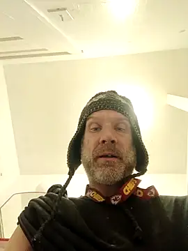 Mrdano0000 online show from December 22, 1:24 am