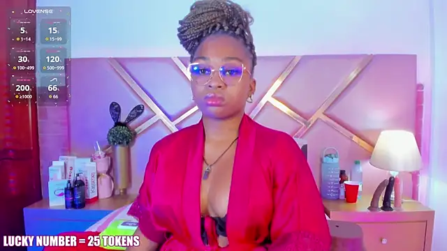 SophieSinclair online show from March 26, 12:44 pm