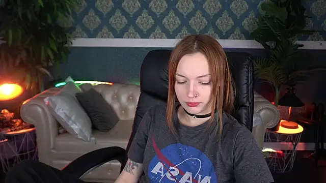 FoxyMayy online show from March 25, 9:37 am