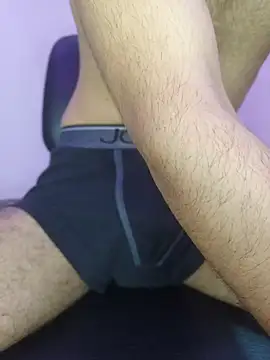 ash706339 online show from May 12, 7:22 pm