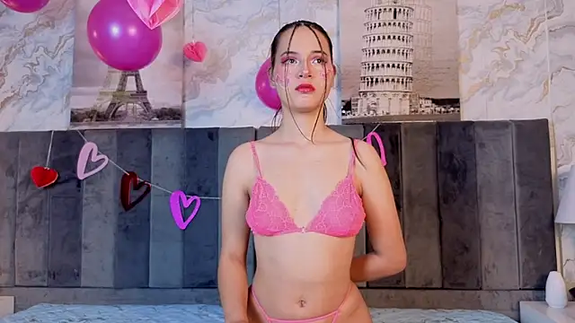 Lunabellee  online show from February 14, 7:54 pm