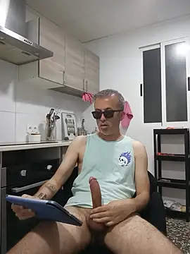 EmilioTaladdro online show from May 27, 9:12 pm