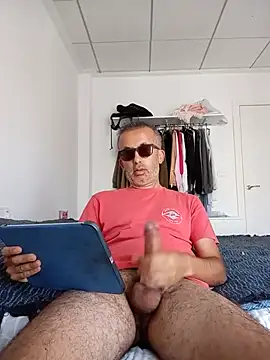 EmilioTaladdro online show from June 26, 12:20 pm