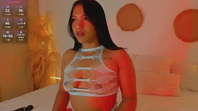 Snapshot of AliisonWells chatting on December 16, 11:54 pm AliisonWells online show from December 16, 11:54 pm