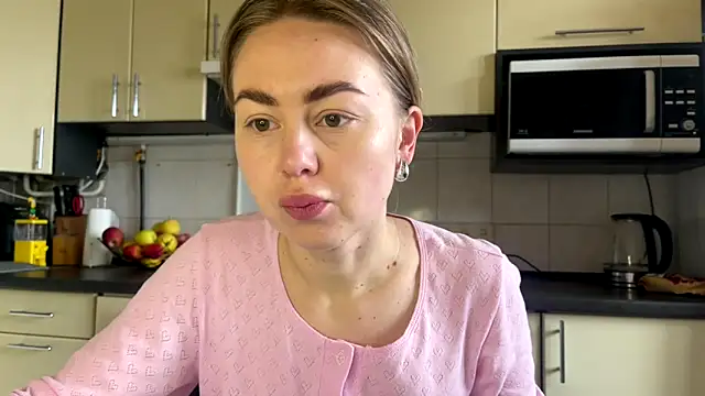 MartaLuna  online show from March 28, 11:54 am