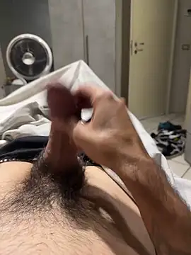 Snapshot of alexbergo87 chatting on September 15, 9:48 pm alexbergo87 online show from September 15, 9:48 pm