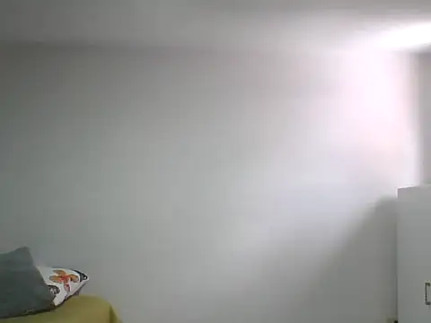 Snapshot of adri89-g chatting on November 9, 4:16 pm adri89-g online show from November 9, 4:16 pm