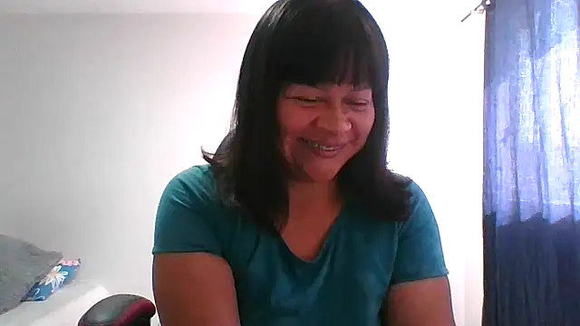 Snapshot of adri89-g chatting on January 10, 3:14 pm adri89-g online show from January 10, 3:14 pm