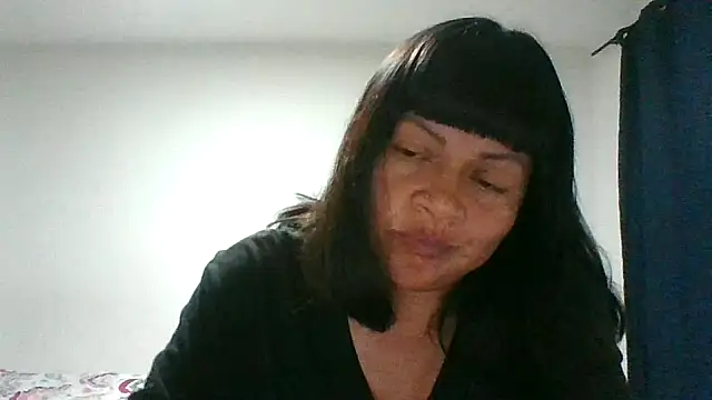 Snapshot of adri89-g chatting on February 11, 3:22 am adri89-g online show from February 11, 3:22 am
