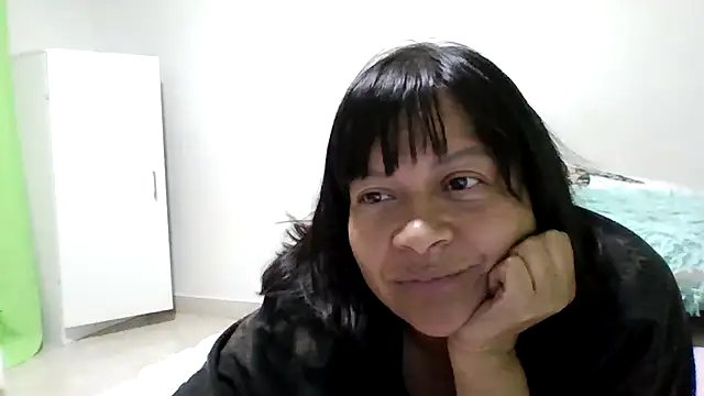 Snapshot of adri89-g chatting on July 3, 4:19 am adri89-g online show from July 3, 4:19 am