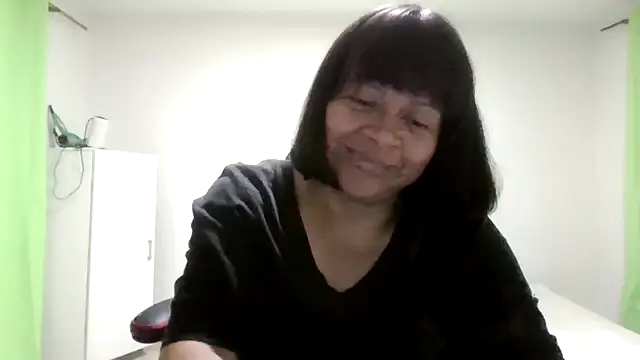 Snapshot of adri89-g chatting on July 13, 11:51 pm adri89-g online show from July 13, 11:51 pm