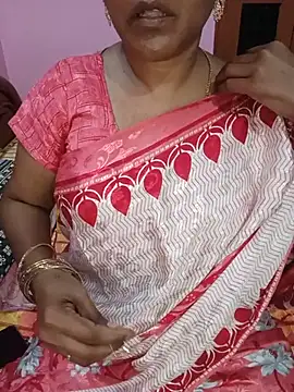 Snapshot of KannadaTamilTeluguBeauty chatting on June 28, 1:28 pm KannadaTamilTeluguBeauty online show from June 28, 1:28 pm