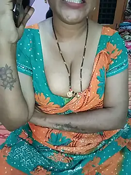 Snapshot of KannadaTamilTeluguBeauty chatting on June 30, 6:53 pm KannadaTamilTeluguBeauty online show from June 30, 6:53 pm