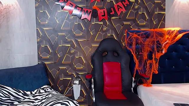 fire drako  online show from November 4, 3:33 pm