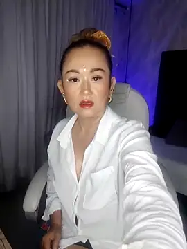 BunnyGlow50 online show from October 1, 3:34 am