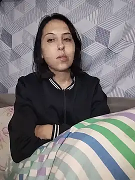 scarletoficial online show from June 17, 1:08 am