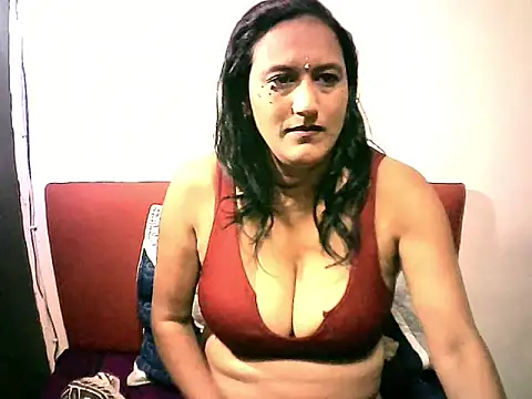 Indiansexyboobs18 online show from November 30, 1:37 pm