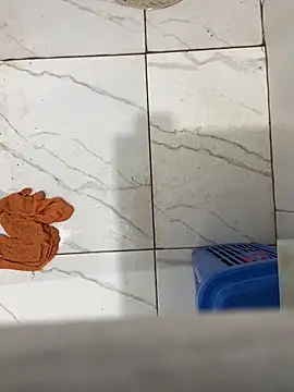 Morenolatino881 online show from November 18, 11:37 pm