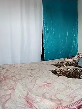 LaraCaliente online show from March 19, 6:12 pm