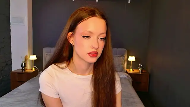 SallyPinkman online show from May 3, 1:06 pm