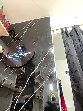 Snapshot of Karol_sexy23 chatting on October 29, 3:58 pm Karol sexy23 online show from October 29, 3:58 pm