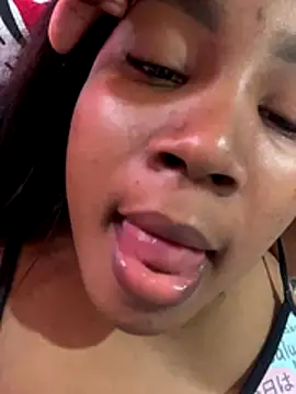 Snapshot of Karol_sexy23 chatting on November 8, 1:55 pm Karol sexy23 online show from November 8, 1:55 pm