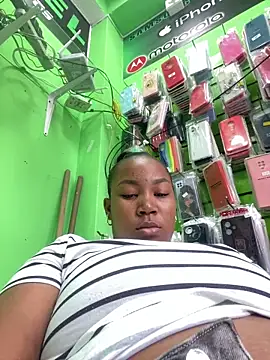 Snapshot of Karol_sexy23 chatting on December 17, 2:23 pm Karol sexy23 online show from December 17, 2:23 pm