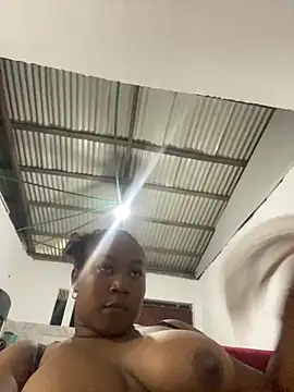 Snapshot of Karol_sexy23 chatting on December 18, 3:12 am Karol sexy23 online show from December 18, 3:12 am