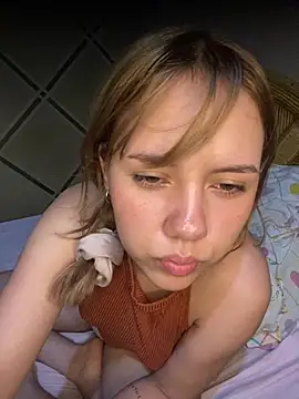 coupleyys online show from June 12, 9:46 pm