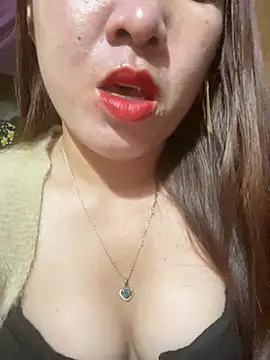 Luna-ass online show from March 27, 12:05 am