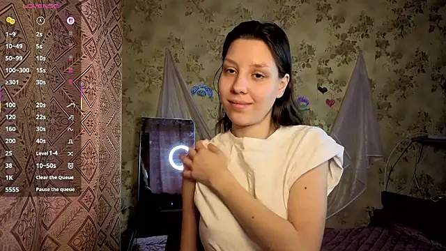 QutieDaSweet online show from February 15, 1:46 am