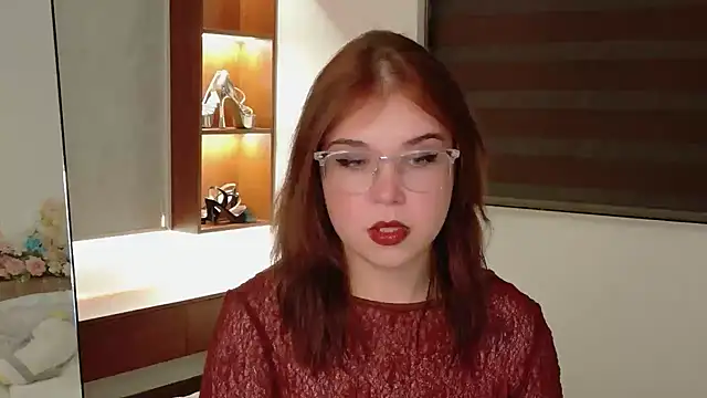 Lilith Bonheur online show from June 28, 9:10 pm