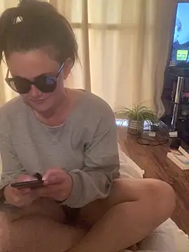 Mia Winters online show from June 21, 8:33 pm